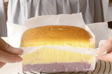 芋泥酸奶蛋糕,低脂甜品,好看又好吃,一看就心動